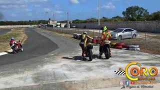 Ronny García Abordo de una Super Moto en la Práctica de la Pista de la Romana con mira ala 1ra 2020