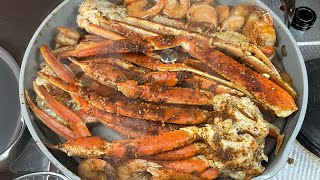 How to Steam Crab Legs and Shrimp