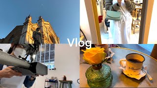 vlog 이탈리아 유학생 브이로그. 피렌체 가죽학교 Scuola del Cuoio 일상. 드디어 가방 만들기 시작. 윗집 고양이 샤넬. 피렌체 카페 소개. 가죽학교 준비물 소개