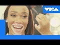 Winnie Harlow Rates Iconic VMA Fashions | 2018 Video Music Awards