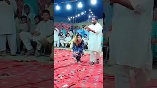 A young shemale girl dancing on saraiki song look like chahat Bloch transgender kinnar Samaj Punjab