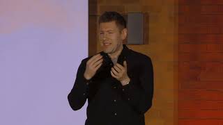 Are we bad at language learning? | Matt Leonard | TEDxQueensUniversityBelfast