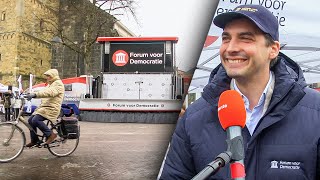 FvD-lijsttrekker Thierry Baudet bezoekt Enschede met een enorme 'Transformer'