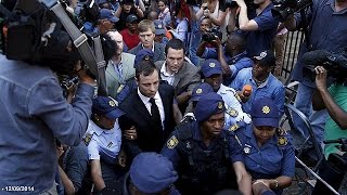 Pistorius: primo giorno ai domiciliari