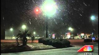 41NBC/WMGT - Live Report: Snow Falls in Warner Robins  - 1.28.14