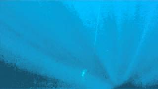 Freedive to 20 metres with no fins