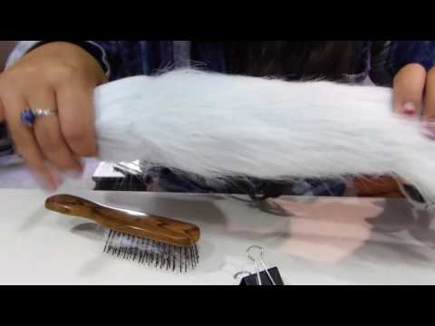 DIY: Faux Fur Tail Tutorial (w/clip!) DIY: Faux Fur Tail Tutorial (w/clip!)