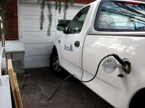 Filling my Natural Gas F-250 at Home with a FuelMaker - CNG - Alt Fuel Filling my Natural Gas F-250 at Home with a FuelMaker - CNG - Alt Fuel