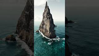 Ball’s Pyramid: The World’s Tallest Sea Stack 🌊 #shorts #Youtubeshorts #viral #subscribe