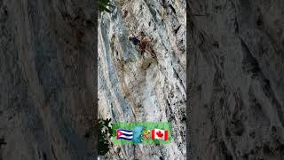 Climbing fall on the Los 💎Diamantes 💎 route #climbing #holguincuba #shorts