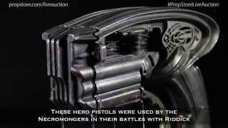 Lot 77 The Chronicles of Riddick (2004) - Hero Necromonger Light Up Pistol