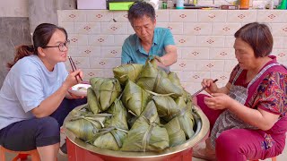 煮一锅豆沙，包成豆沙馅粽子，蘸上蜂蜜太香了！【Cook a pot of bean paste, make bean paste zongzi, so fragrant】