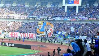 Mantap!! Koreo tribun timur \u0026 selatan gbla dipertandingan Persib melawan persija Liga 1 2018