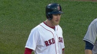 TB@BOS: Carp ties game at 1 with RBI single in second