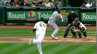 Yoan Moncada rips a grand slam