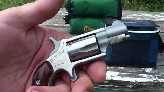 Loading \u0026 Unloading The NAA 22LR Mini Revolver