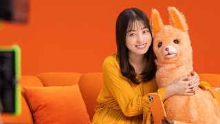 橋本環奈とアーニャ役の声優・種﨑敦美が共演！ブックライブ新TVCM「利用者いっぱい環奈感激」篇