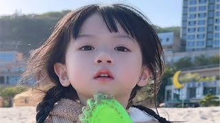 人类幼崽第一次去海边野餐