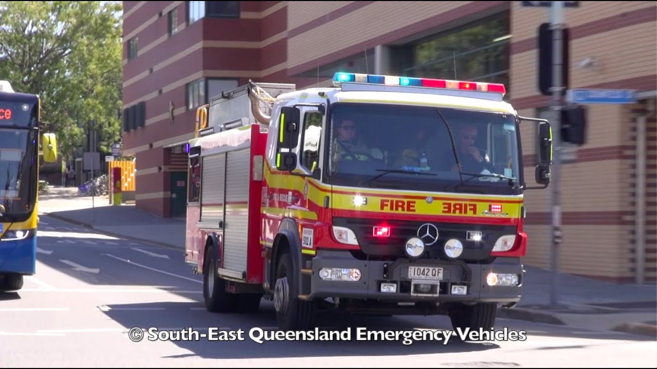 QFRS - 502A (Spare) Responding (Roma Street) - YouTube