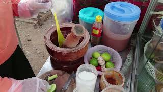 Cambodian Street Food បុកល្ហុងពិសេស​ #របៀបធ្វើ #បុកល្ហុង Papaya Salad with Seafood