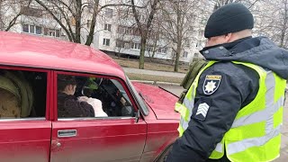 Поліція перевіряла авто на наявність дитячих автокрісел