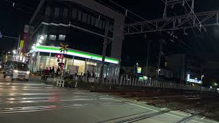 西武新宿線田無駅前の踏切