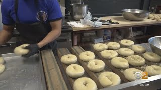 New Jersey man pivots to pursue his passion for bagels