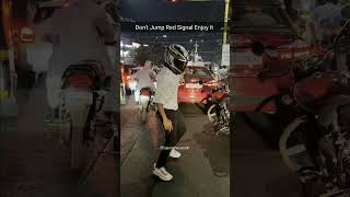 Chura Ke Dil Mera | Akshay & Shilpa | Subodh Londhe Helmet Guy | Viral Traffic Signal Dance | Love