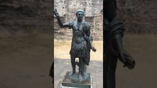 Asking Roman Emperor Trajan for directions