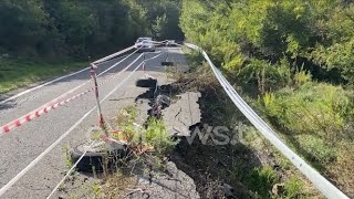 Rrugë që vrasin, aksi Lezhë-Vau i Dejës i bllokuar në njërën korsi për shkak të rrëshqitjes