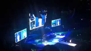 Maroon 5 - Payphone (Live at The O2 10/01/14)