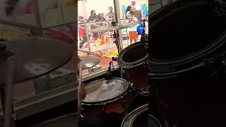 😂🥶#fiesta #niños #music #bethel ##youtube #bateria #iglesia #drumsmusic #drummer #viral #shortvideo