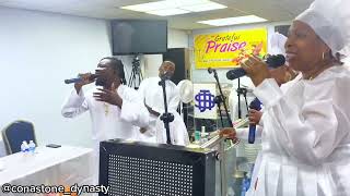 Conastone live at CCC Ayomide parish London with his energetic Medley of praise