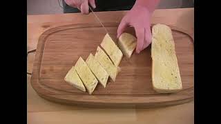 Tips on Topping the Bread for Bruschetta