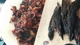 Fried Dry Cat Fishes with Chili*ငါးက်ည္းက်က္တိုက္ေၾကာ္*