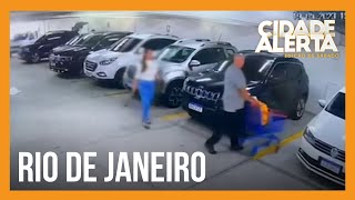 Ex-policial é morto a tiros em estacionamento de petshop no Rio de Janeiro