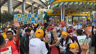 Carnival atmosphere at BPCL Fuel Stations | #TataMumbaiMarathon2023 |