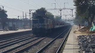 Train no 12269 || MGR CHENNAI DURONTO EXPRESS || At 130km/h with full honking at PWL #shorts #views