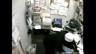 Surveillance video from CVS robbery in suburban Boca