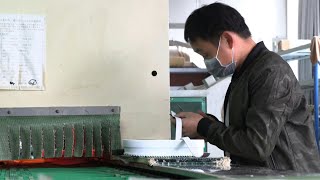 Coronavirus: faute d'ouvriers, la reprise piétine dans les usines de Chine | AFP News