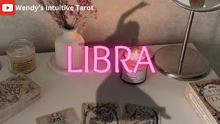 LIBRA❤️SOMEONE YOUNGER IS SOOOO INTO YOU! ACTUALLY, HELLA PPL MADE AN APPEARANCE HERE 😂