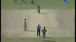Shahid Afridi 44 (23) vs India 2005