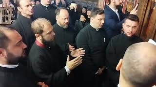 Axion ÎNGERUL A STRIGAT ( Grupul psaltic TRONOS al Catedralei Patriarhale. 18.04.2023