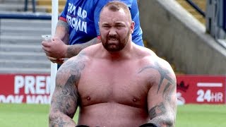 Thor aka 'The Mountain' deadlifts an unbelievable 450kg / 991lbs