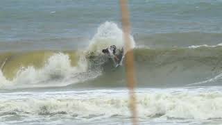 Shida｜Surfing Japan's Crystal Clear Waters: Discover the Beauty of the Japanese Coastline 🌊🏄‍♂️\