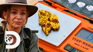 Jacqui & Andrew Strike It Rich After Mining Multiple Gold Nuggets! | Aussie Gold Hunters