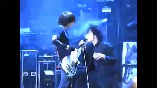 Gerard Way and Frank Iero Sharing the Mic - Give Em Hell Kid (Black Parade Era)