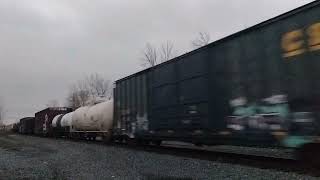 CSX 872 Leads 974 North to Niagara Falls