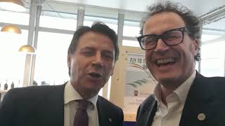 Il premier Conte ubriaco al Vinitaly