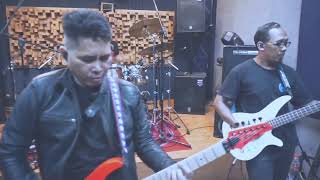 Future World Helloween cover by Waloh Mateng Band